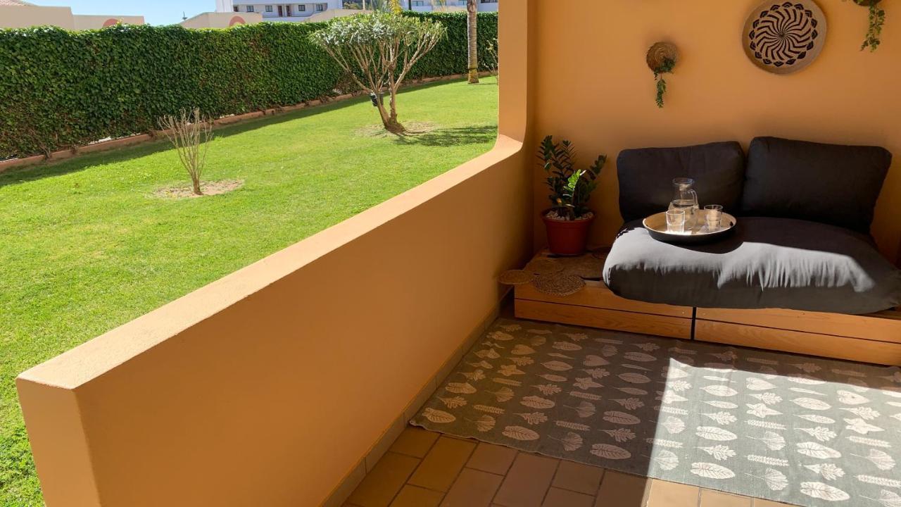Apartamento Bela Vista อัลบูเฟรา ภายนอก รูปภาพ