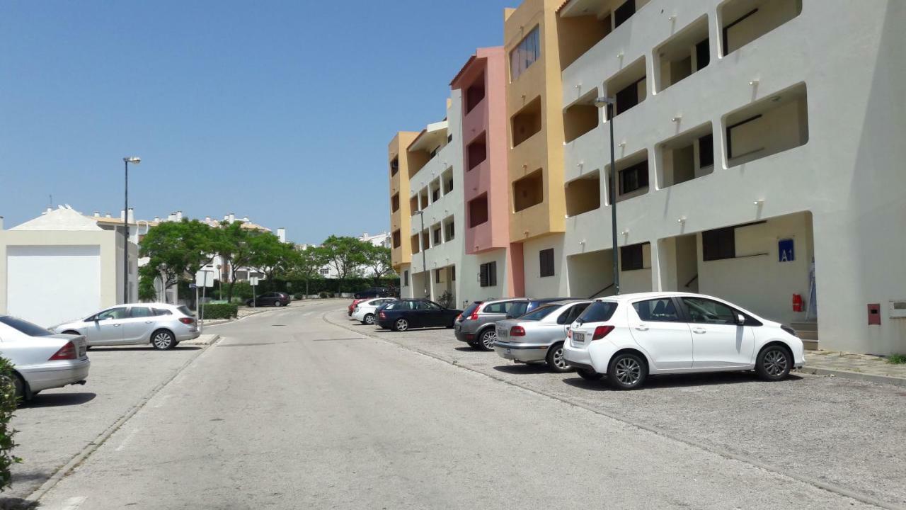 Apartamento Bela Vista อัลบูเฟรา ภายนอก รูปภาพ